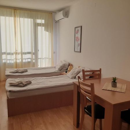Апарт отель Apartman Maxim Lux Разлог Экстерьер фото