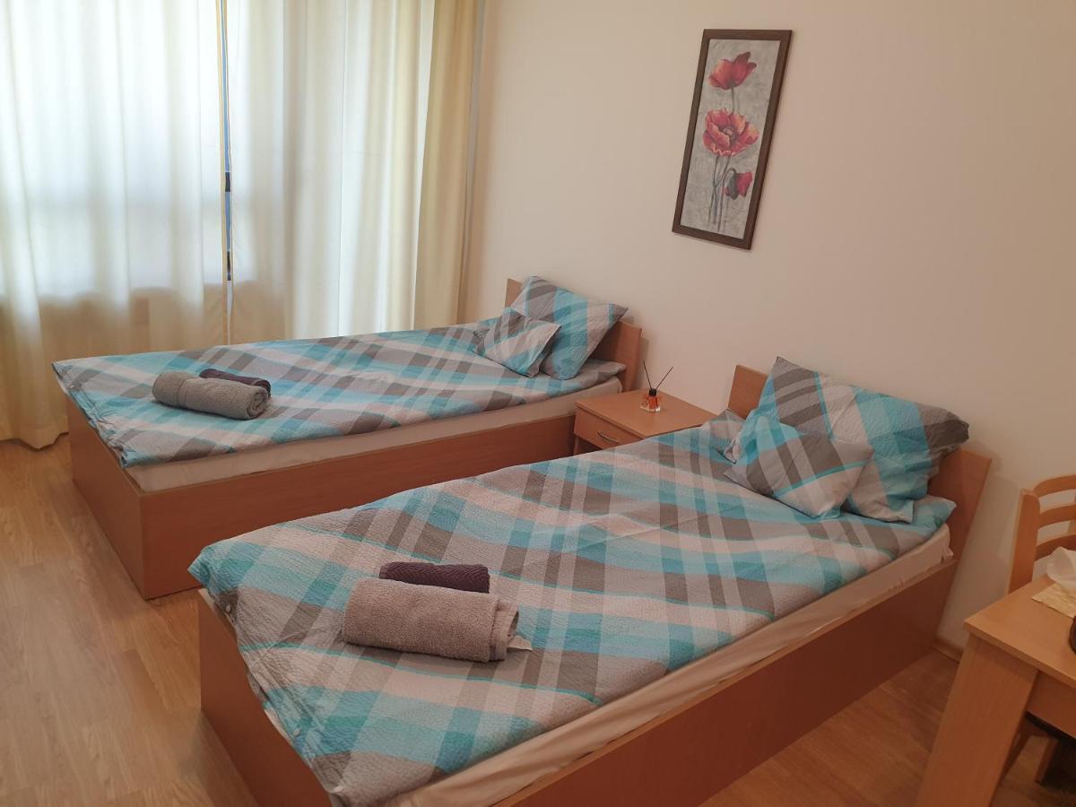Апарт отель Apartman Maxim Lux Разлог Экстерьер фото